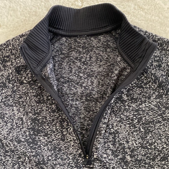 ❤️ Lululemon Rest Less Half Zip Pullover Size 6 - Picture 10 of 10